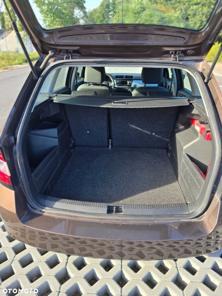 Skoda Fabia - 11