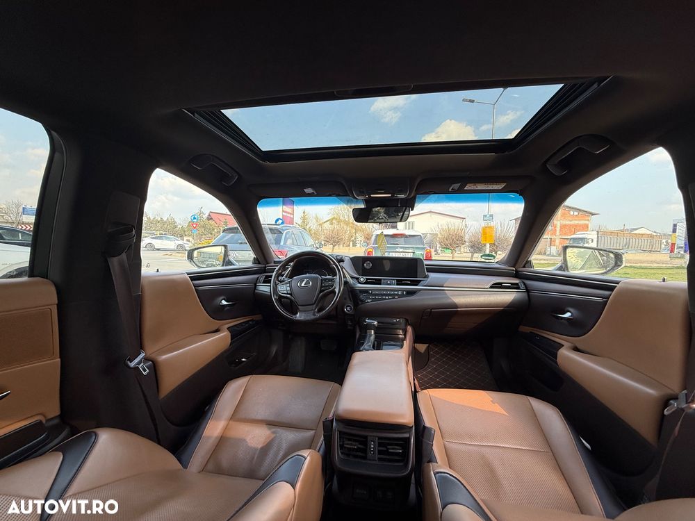 Lexus Seria ES 300h Executive - 14