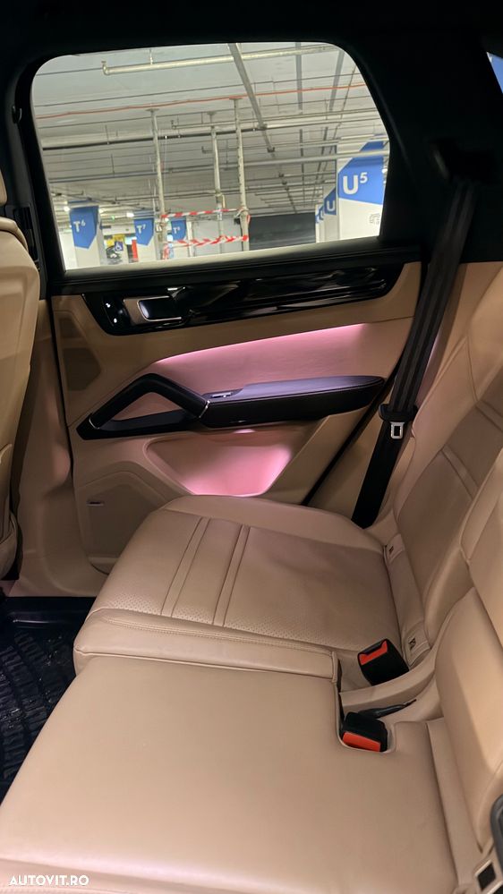 Porsche Cayenne Tiptronic S - 9