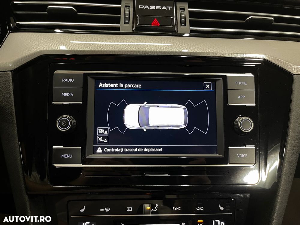 Volkswagen Passat 2.0 TDI DSG Comfortline - 14