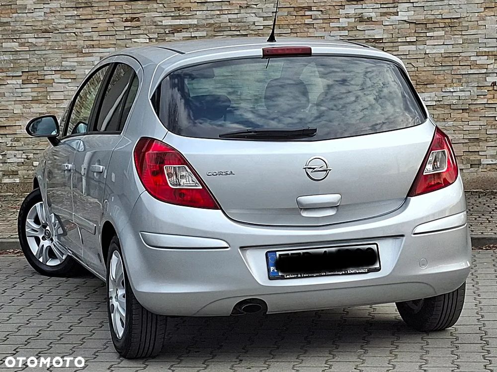 Opel Corsa 1.4 16V 150 Jahre - 6