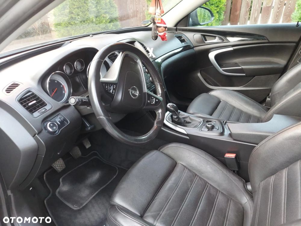 Opel Insignia 2.0 CDTI Sports Tourer - 26