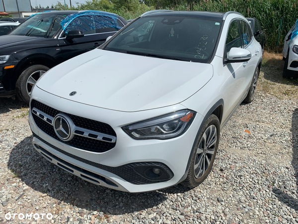 Mercedes-Benz GLA 250 4-Matic