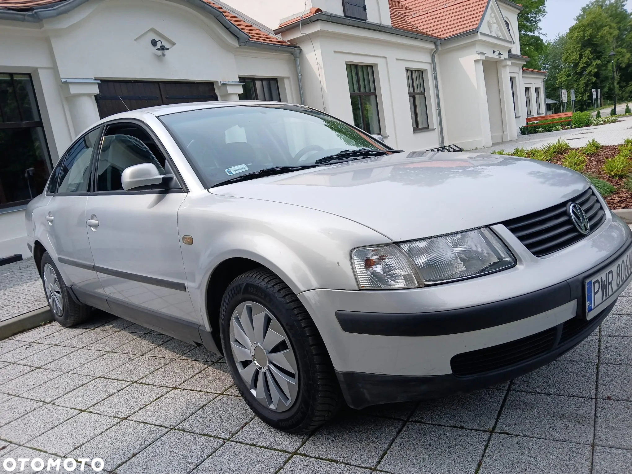 Volkswagen Passat 1.6 Trendline - 26