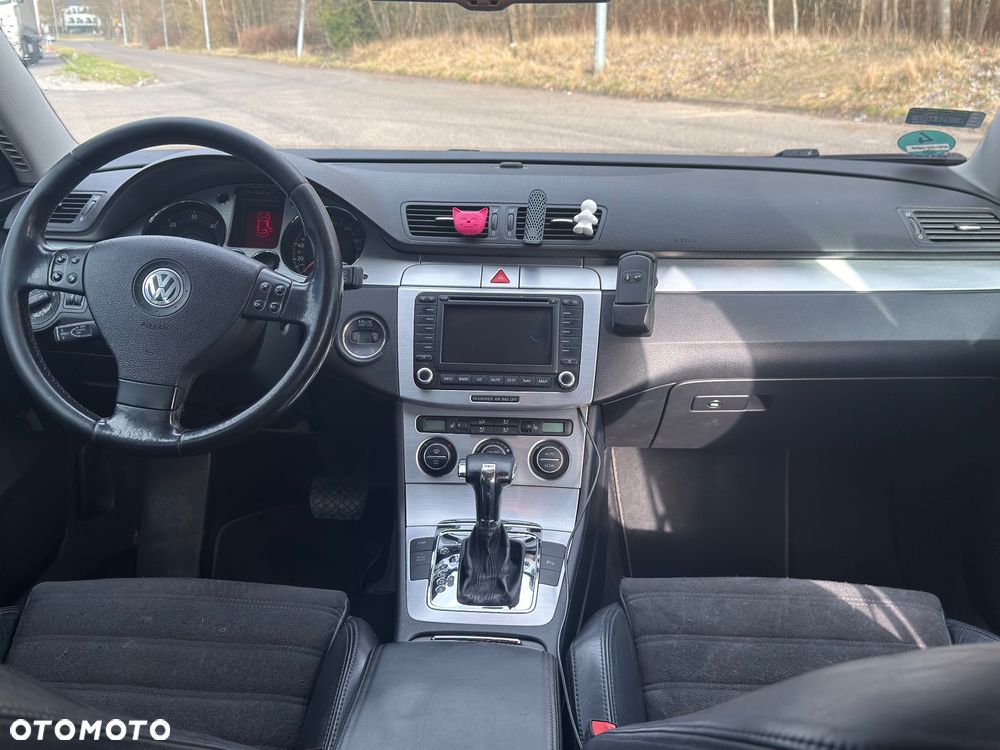 Volkswagen Passat 2.0 TDI DPF Highline DSG - 11