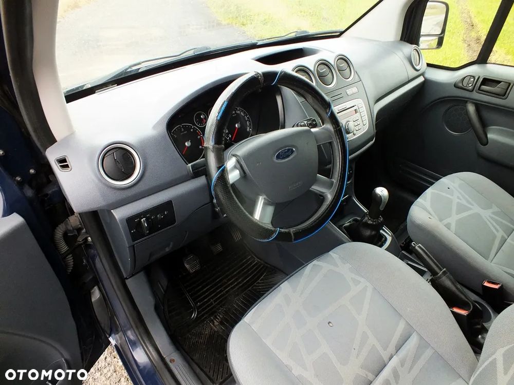 Ford Transit Connect - 14
