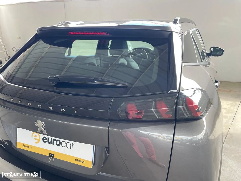 Peugeot 2008 1.2 PureTech Allure Pack EAT8 - 27