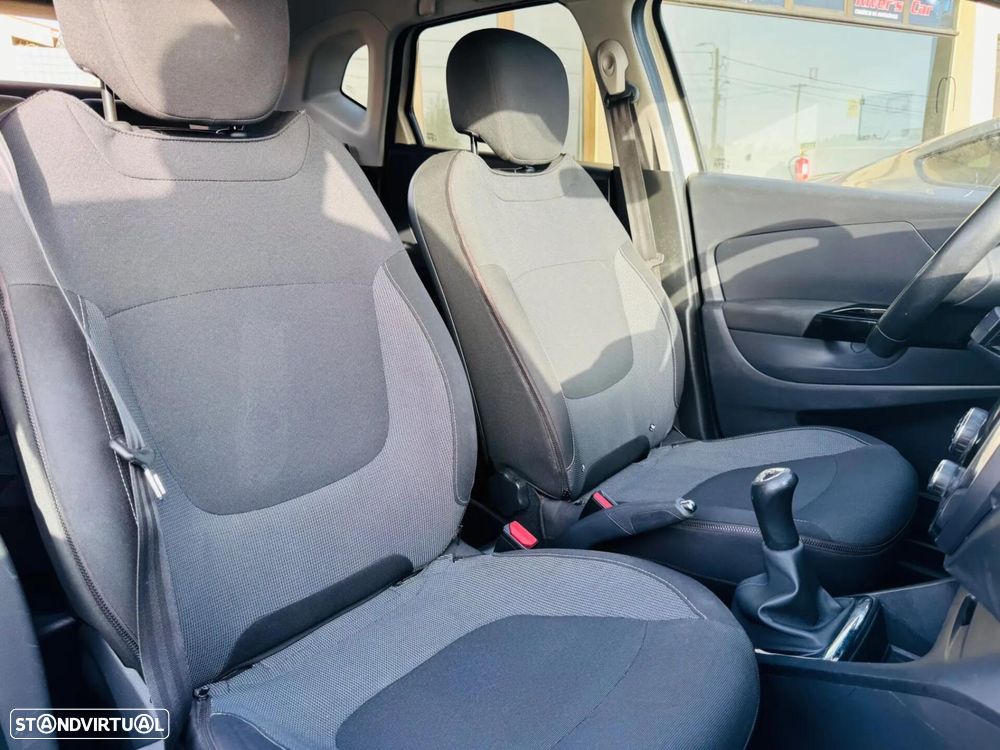 Renault Captur 1.5 dCi Exclusive - 19