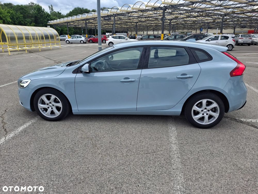 Volvo V40 T2 Drive-E Momentum - 16