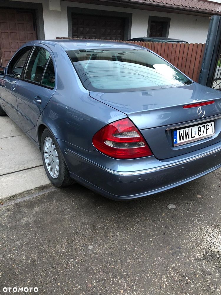 Mercedes-Benz Klasa E 220 CDI T Elegance - 4