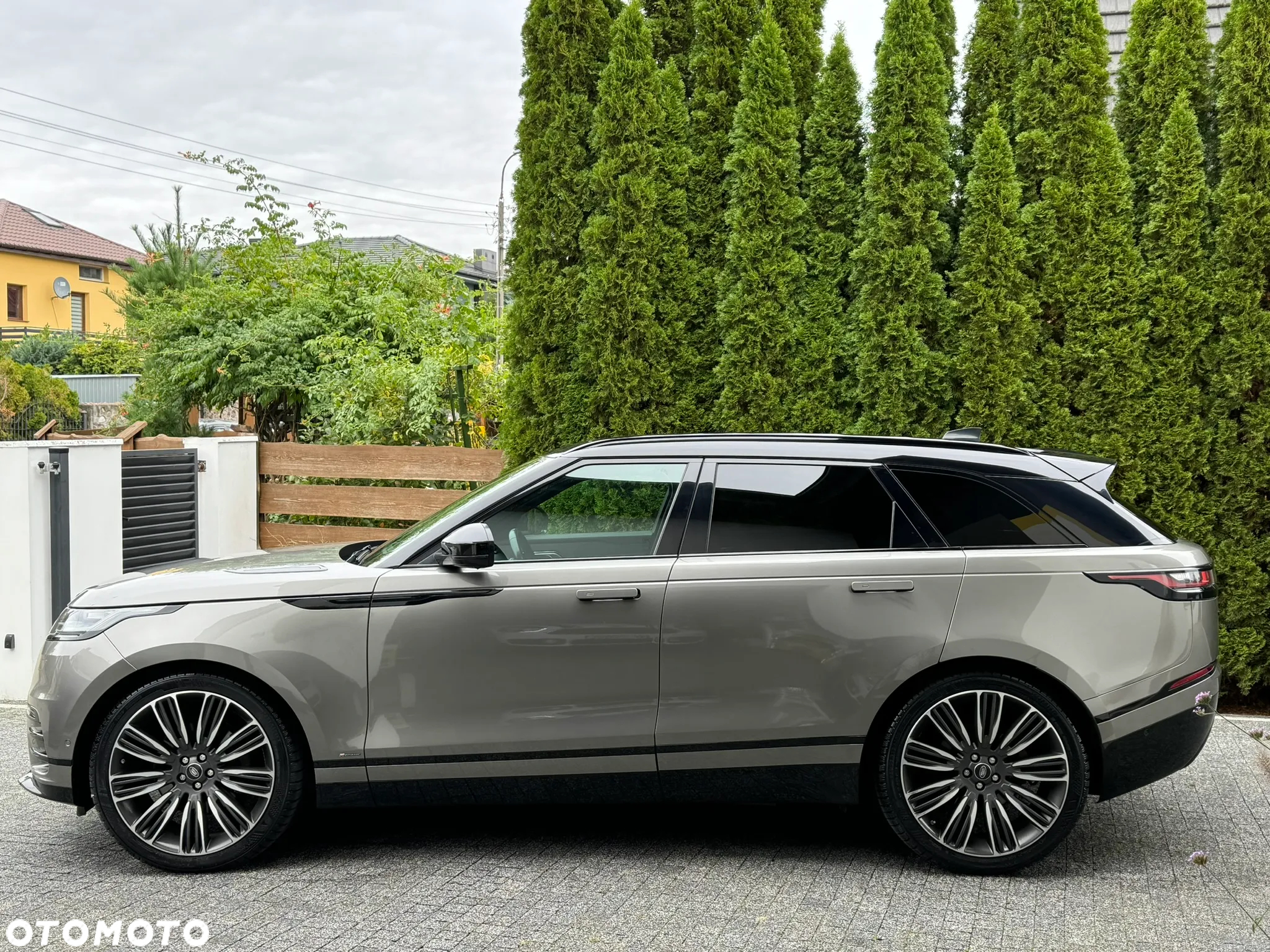 Land Rover Range Rover Velar 3.0d R-Dynamic - 4
