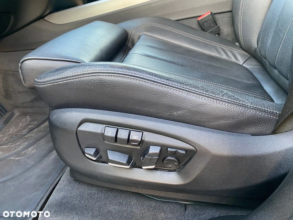 BMW X5 xDrive25d Sport-Aut - 18