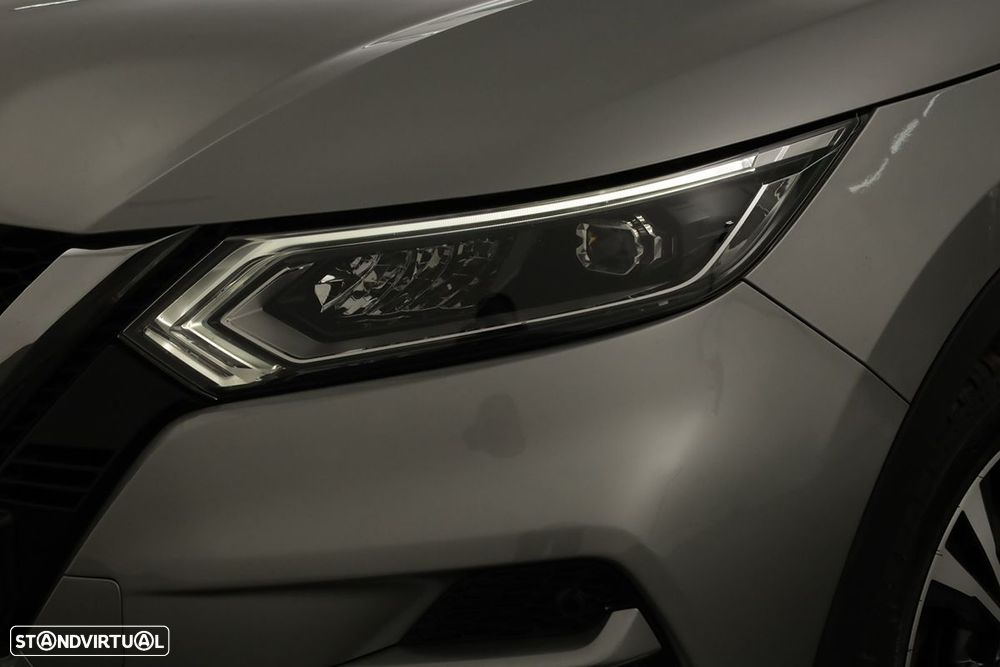 Nissan Qashqai 1.5 dCi N-Connecta - 6