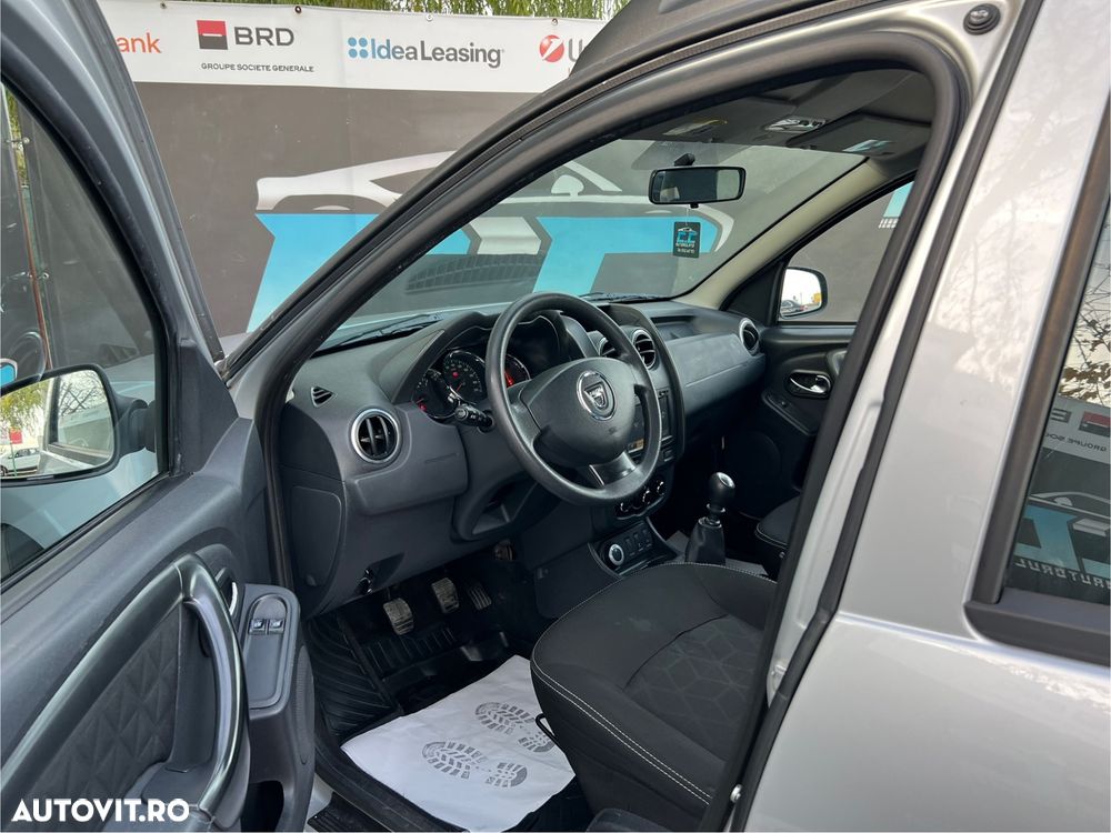 Dacia Duster 1.5 dCi 4x4 Laureate - 11
