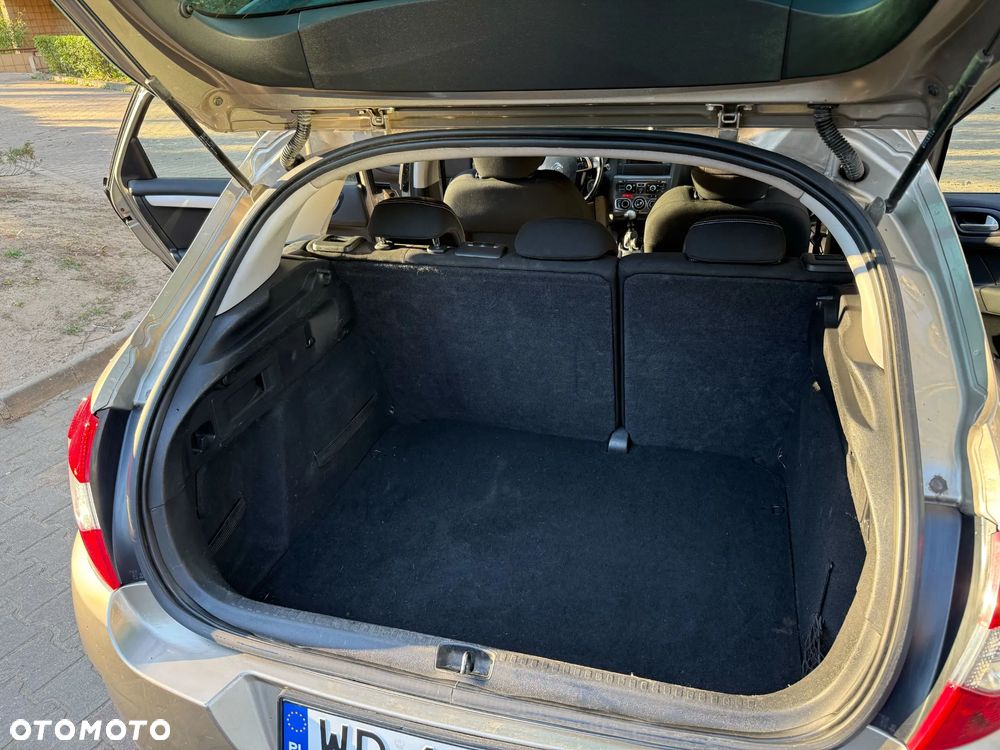 Citroën C4 1.6 HDi Seduction - 24