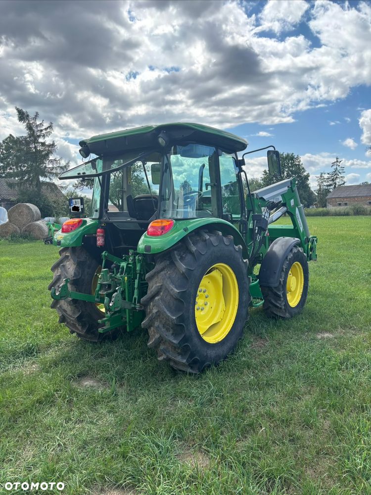 John Deere 5075E - 5