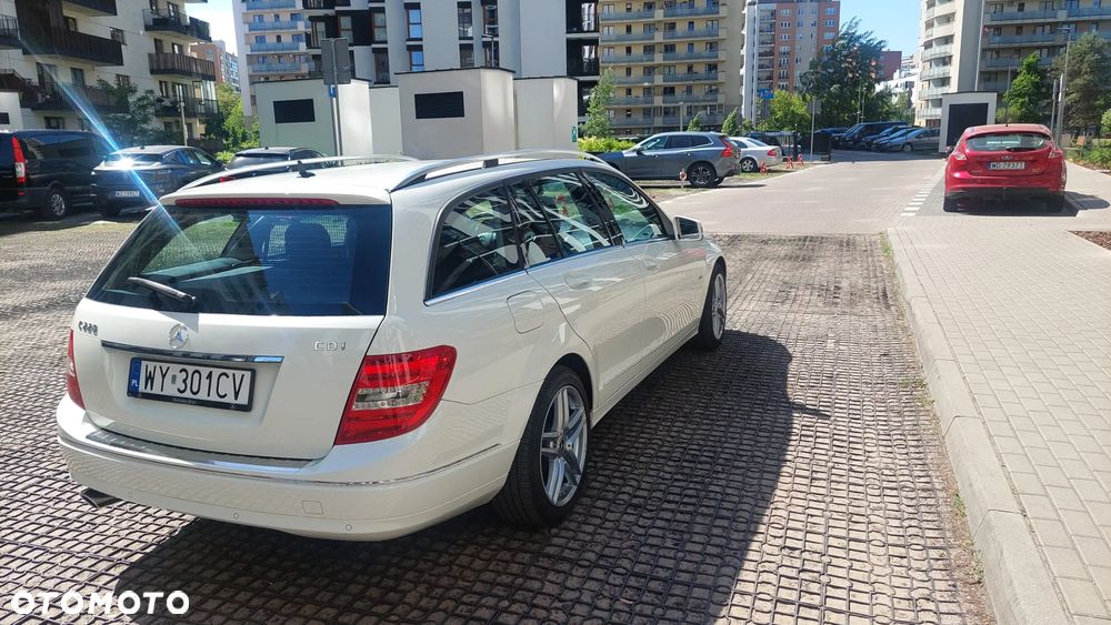 Mercedes-Benz Klasa C 220 T CDI DPF Automatik BlueEFFICIENCY Avantgarde - 3