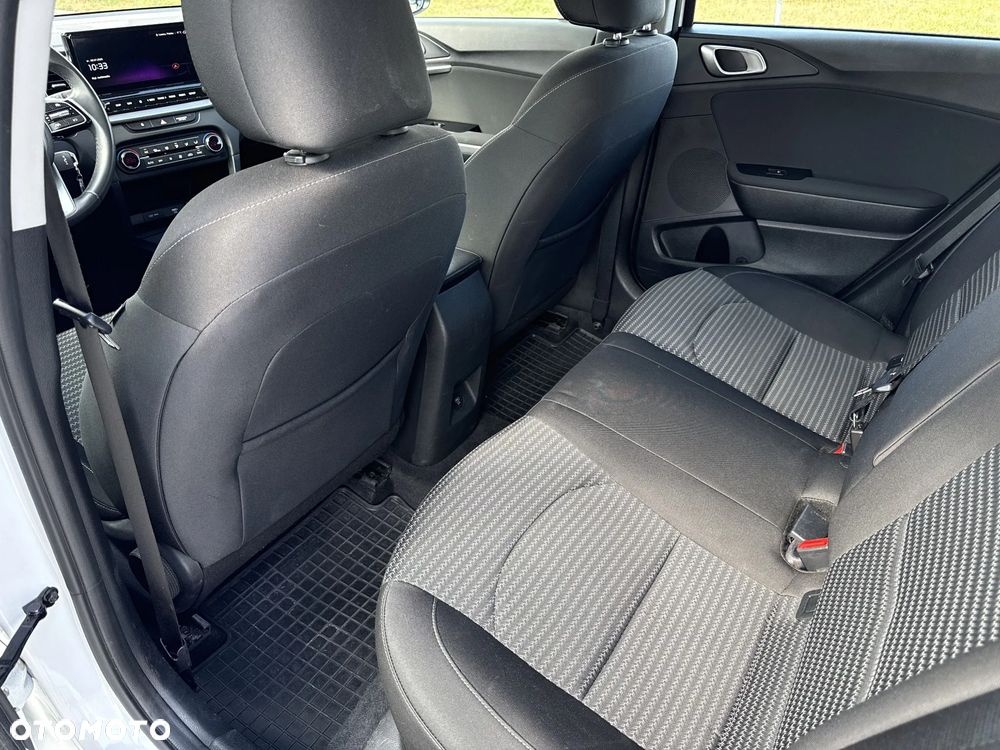 Kia Ceed 1.5 T-GDI M DCT - 25