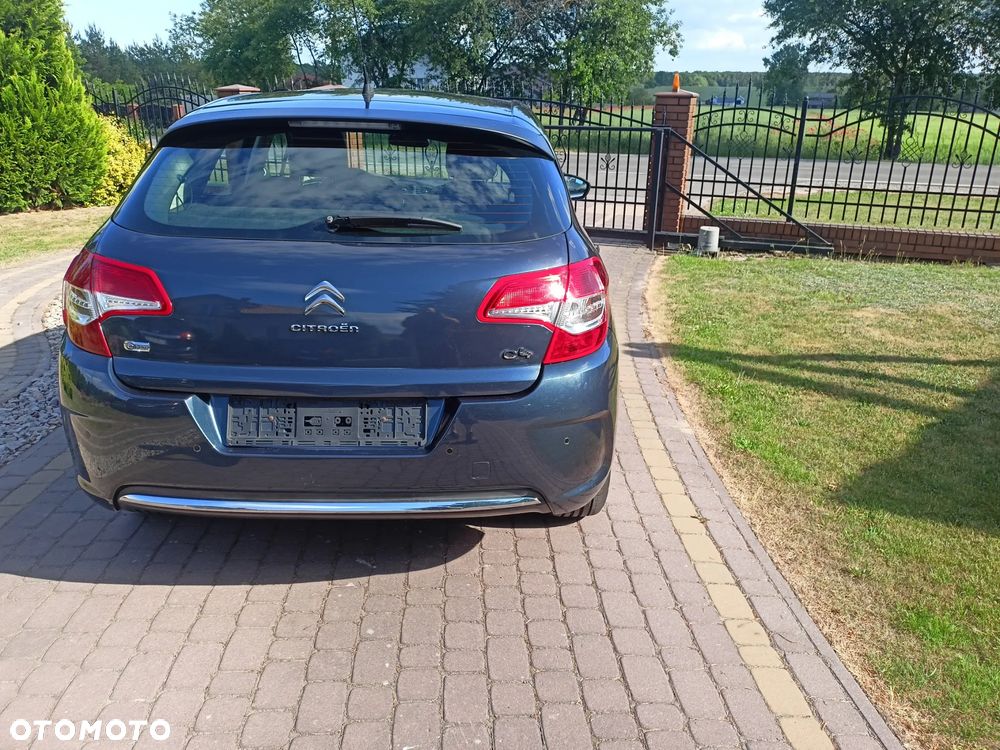 Citroën C4 e-HDi 115 Exclusive - 2