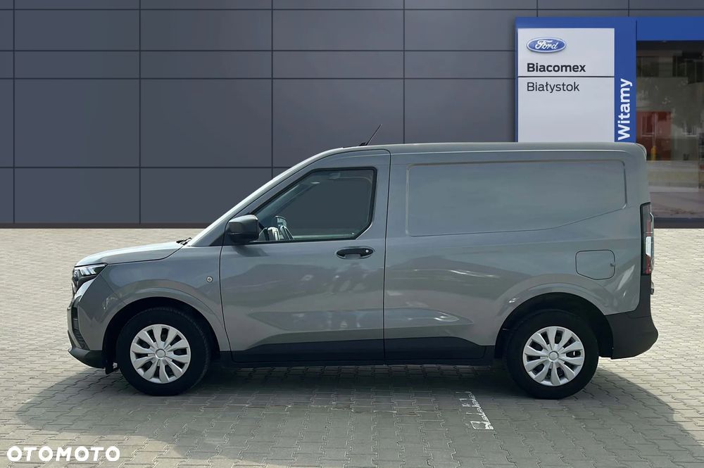 Ford Transit Courier Ambiente - 2