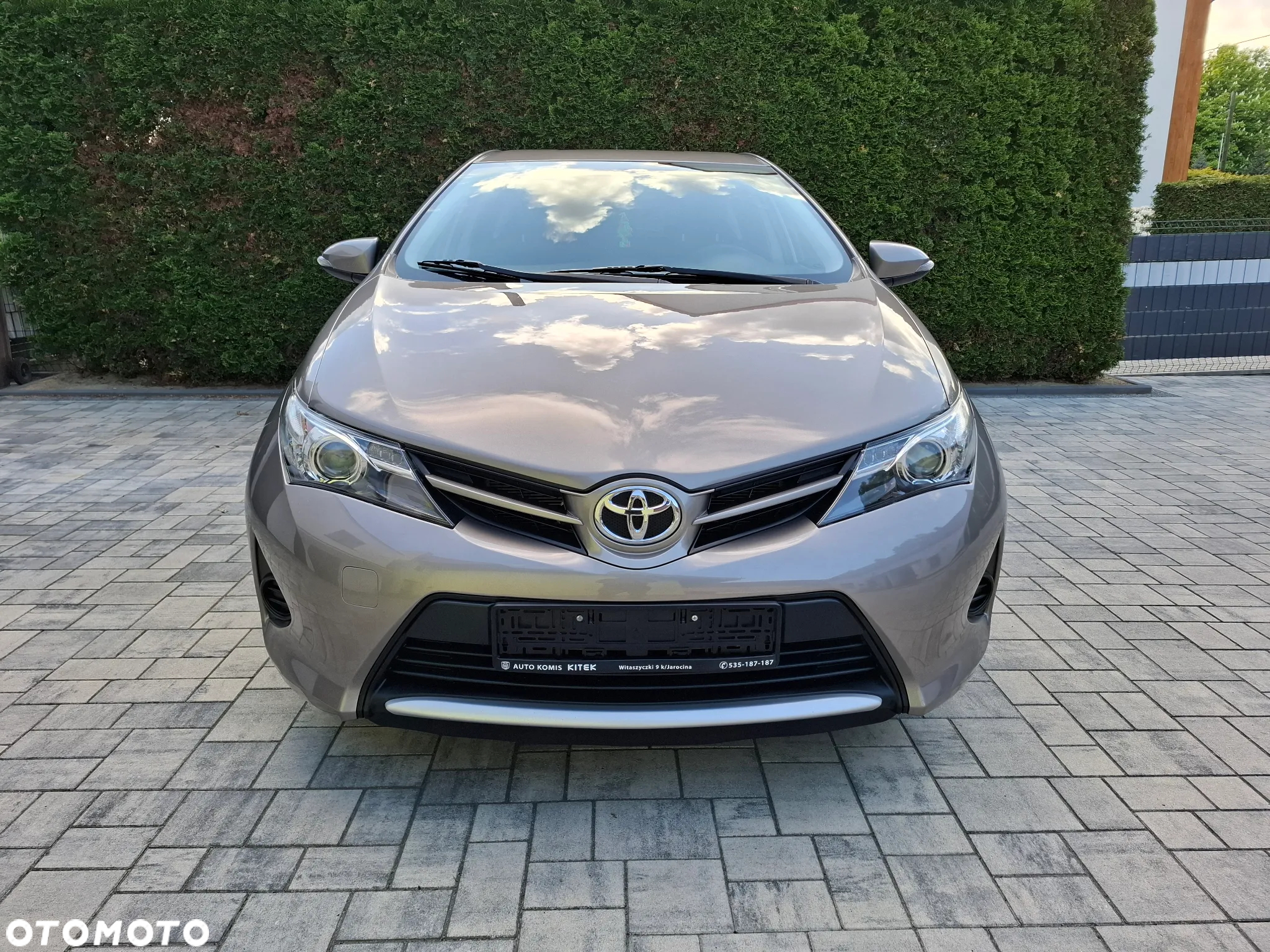Toyota Auris - 5