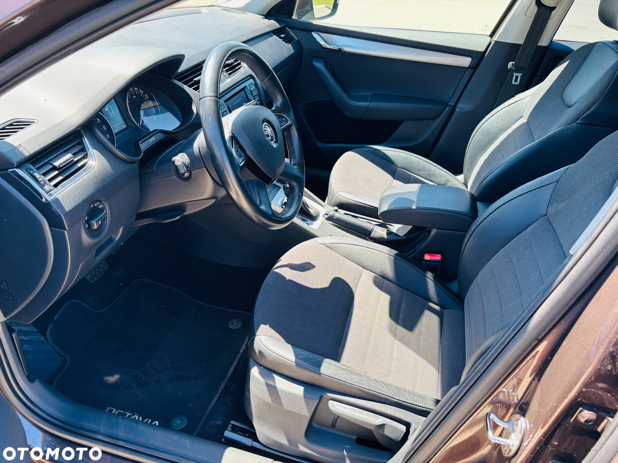 Skoda Octavia 2.0 TDI Edition DSG - 7