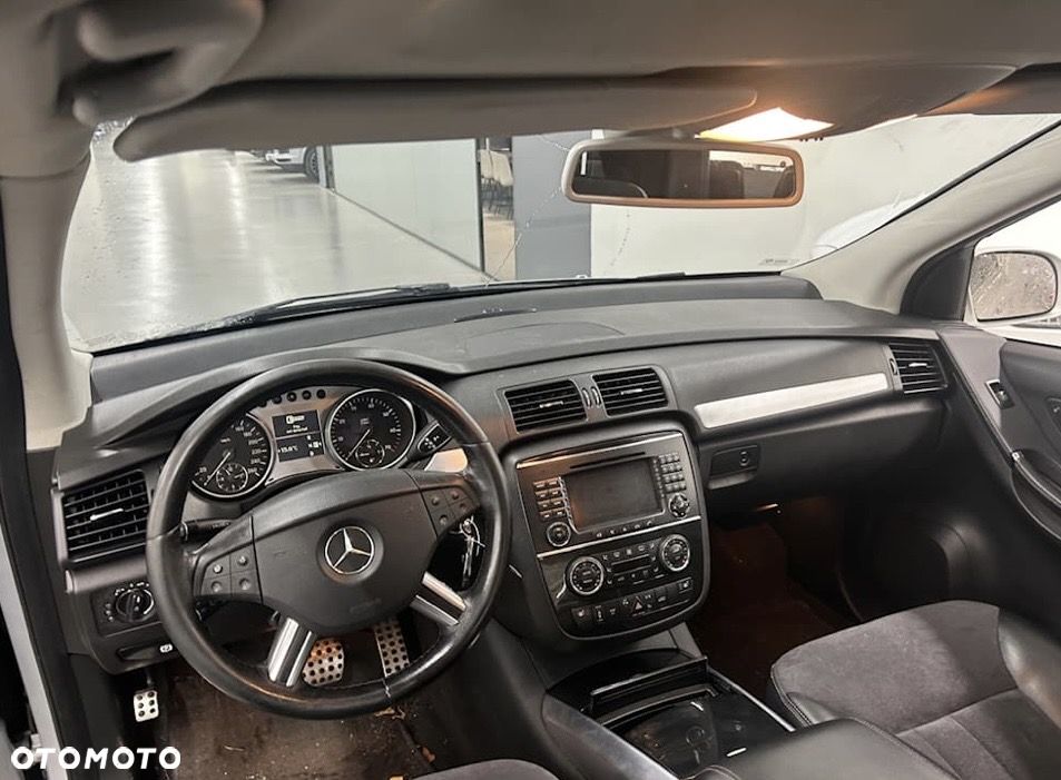 Mercedes-Benz Klasa R 350 4Matic 7G-TRONIC Travel Edition - 5