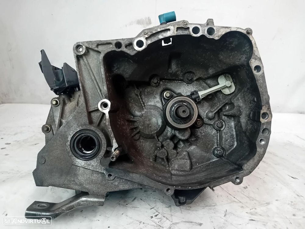 Caixa de velocidades manual RENAULT Clio III (BR0/1, CR0/1) - 1