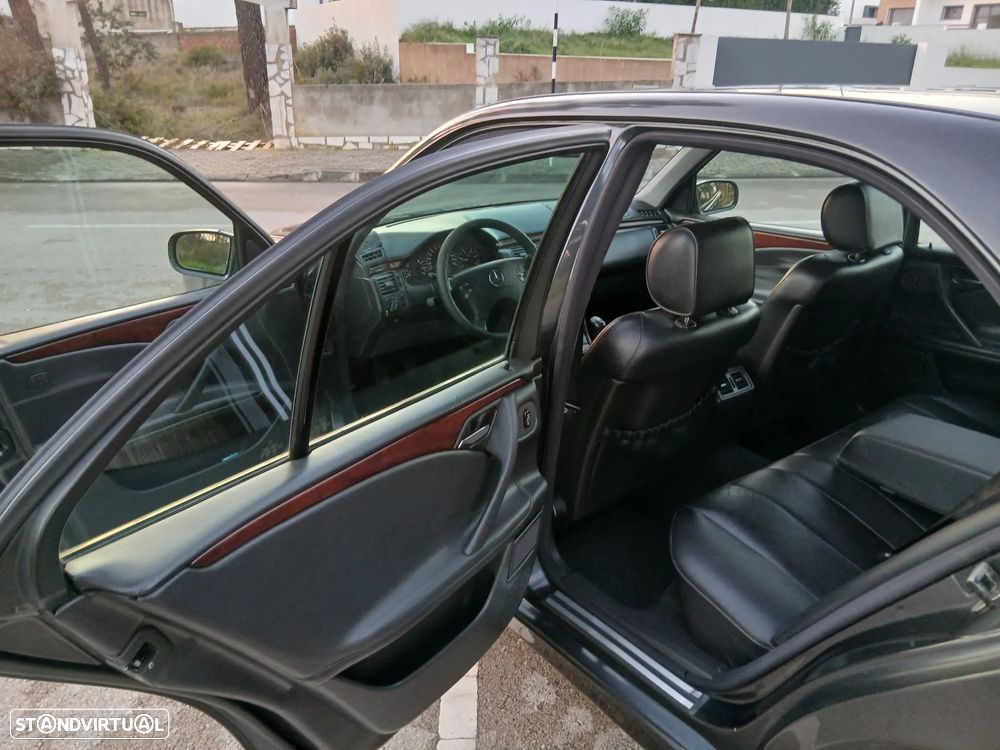 Mercedes-Benz E 220 CDI Elegance - 9