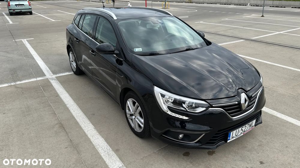 Renault Megane 1.5 Blue dCi Limited - 9