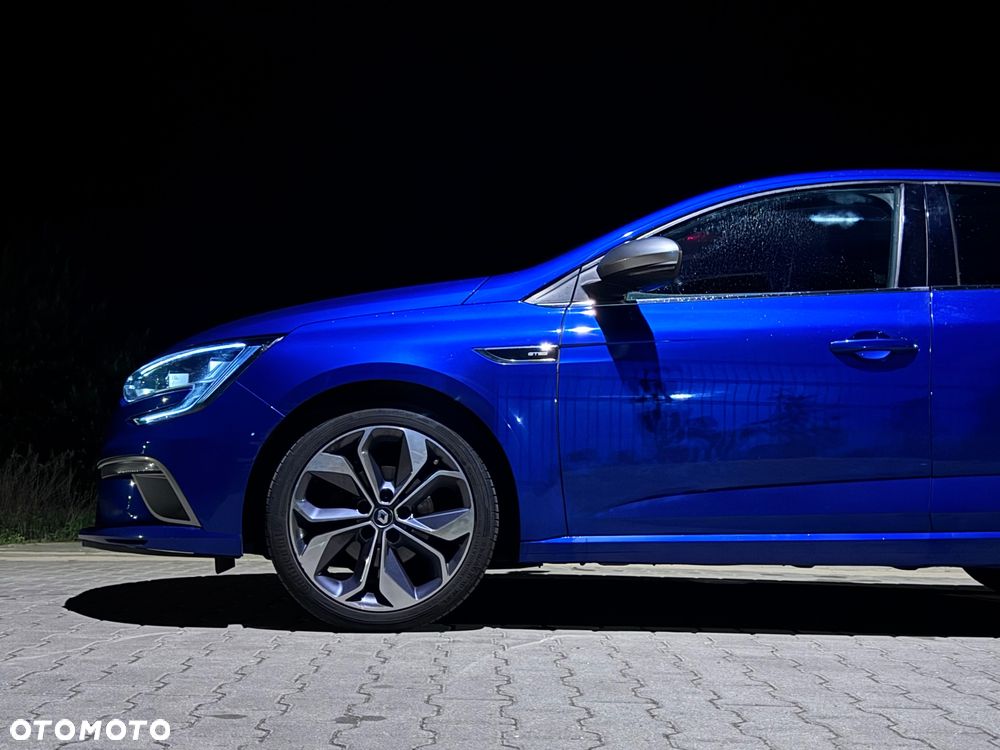 Renault Megane TCe 140 GPF GT LINE - 4