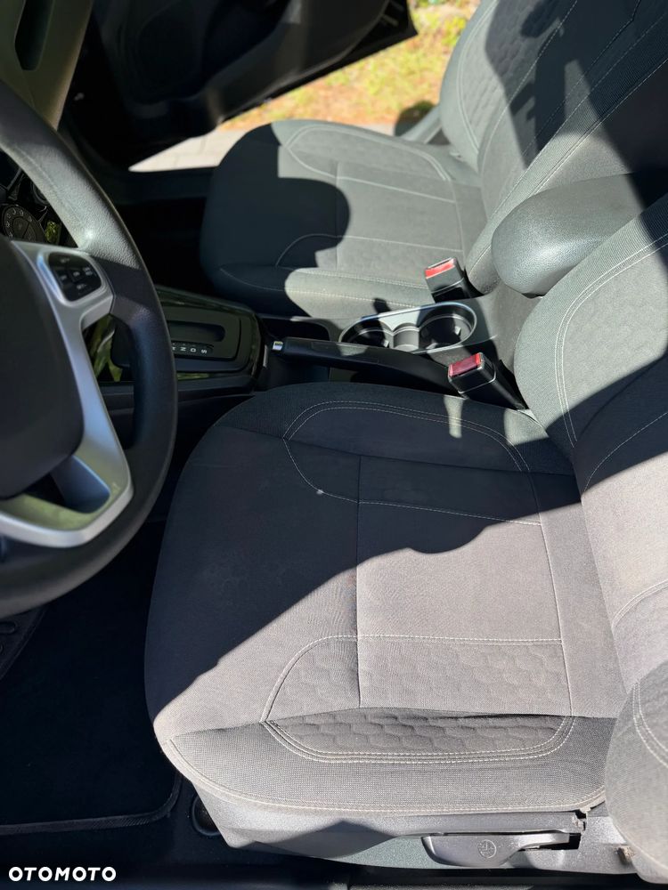 Ford Fiesta - 10