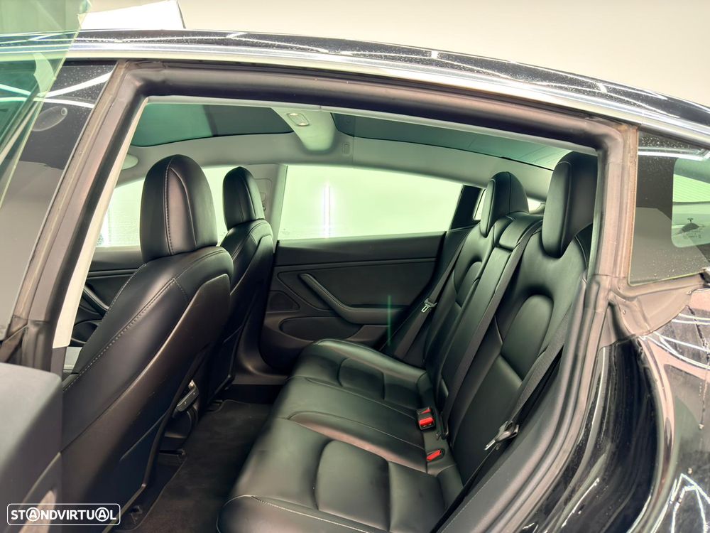 Tesla Model 3 Long-Range Dual Motor AWD - 8