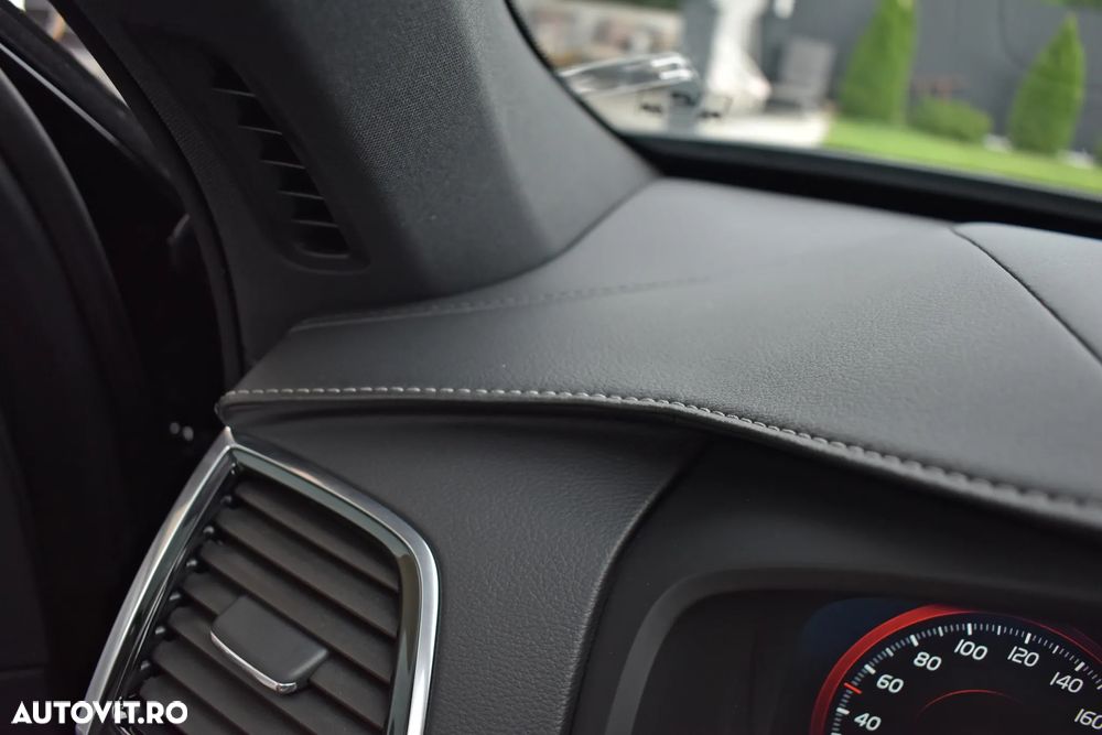 Volvo XC 90 D5 AWD Geartronic Inscription - 21