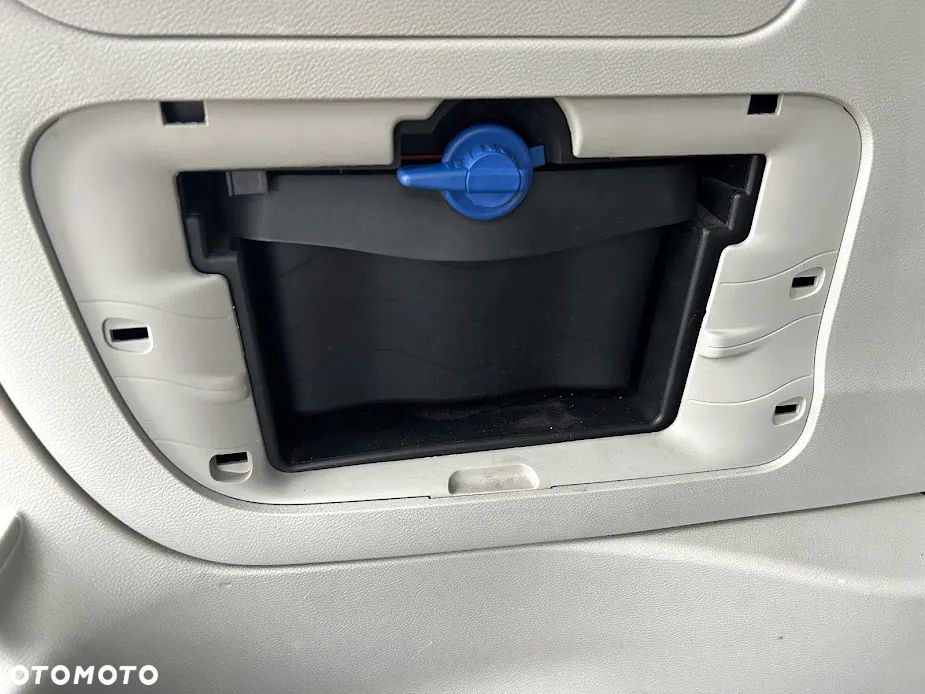 Chrysler Pacifica - 31