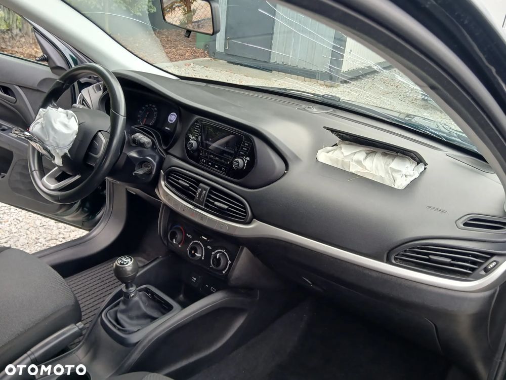 Fiat Tipo 1.4 16v Easy - 19