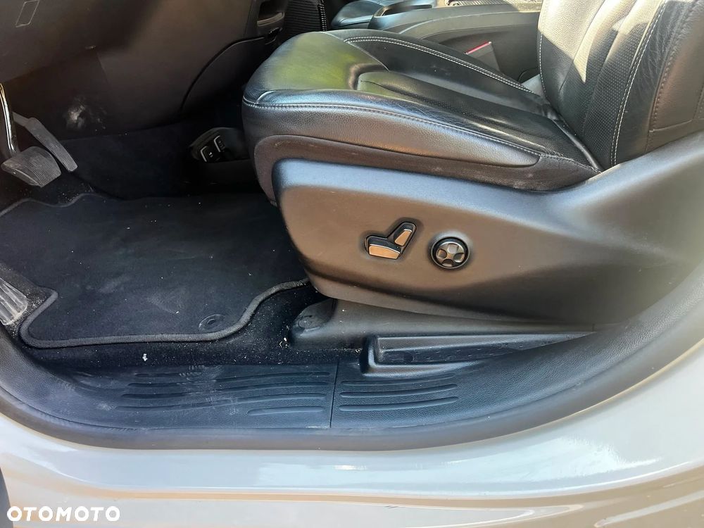 Chrysler Pacifica - 20