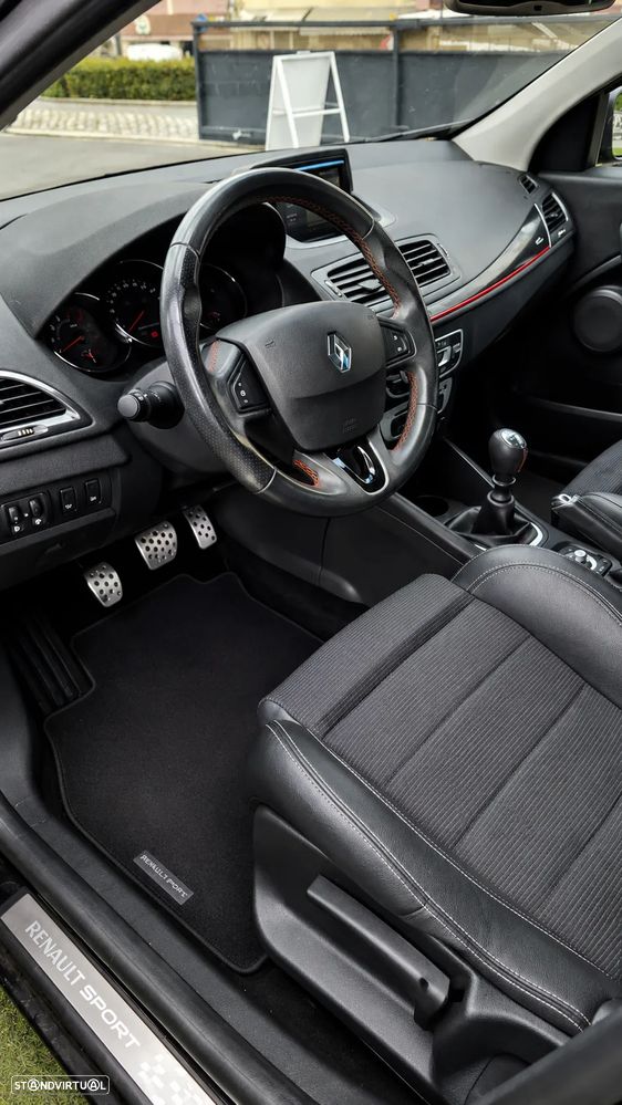 Renault Mégane Break ver-energy-dci-110-gt-line - 5