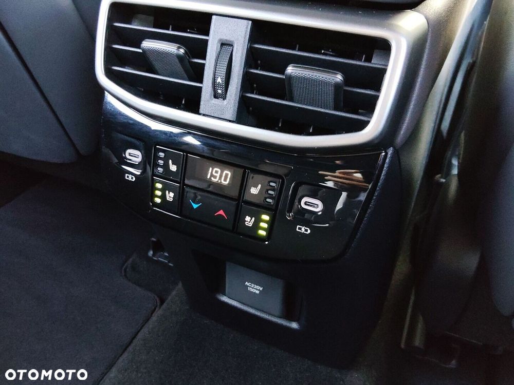 Lexus RX - 24