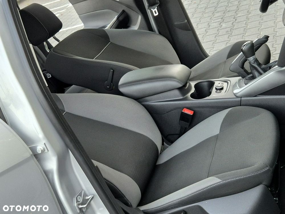 Ford Focus 1.6 Titanium - 29