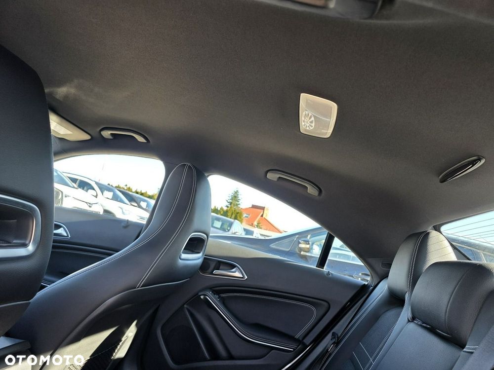 Mercedes-Benz CLA 180 - 16