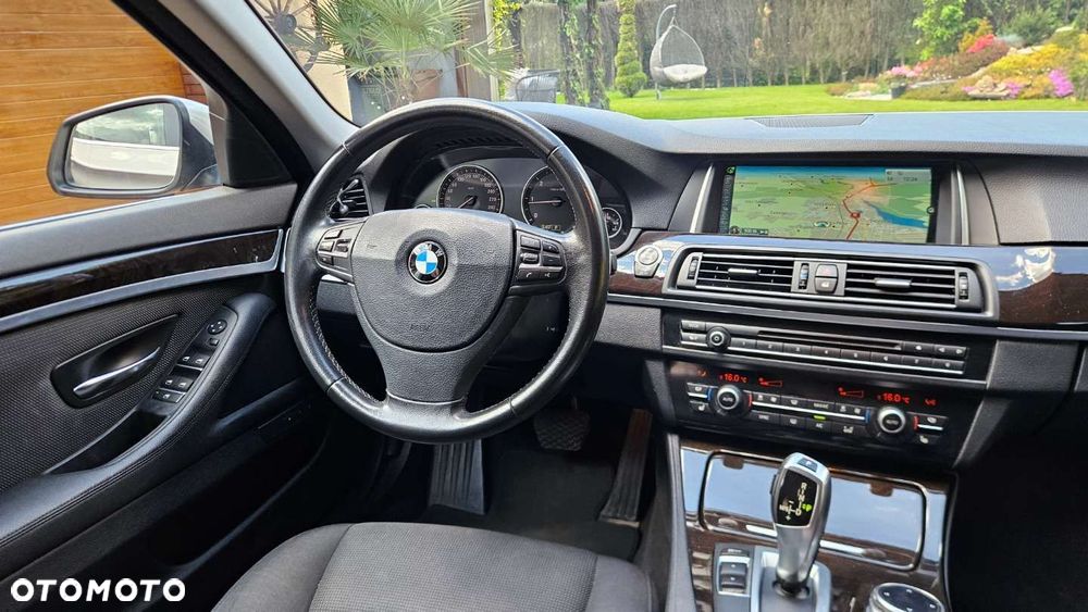 BMW Seria 5 520d - 15