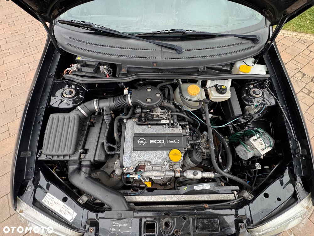 Opel Corsa 1.0 Eco 12V - 11