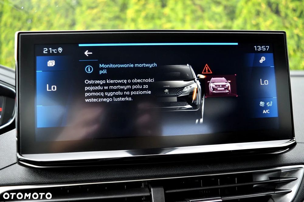 Peugeot 3008 1.2 PureTech Allure S&S EAT8 - 26