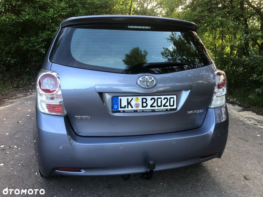 Toyota Verso 1.8 5-Sitzer Executive - 17