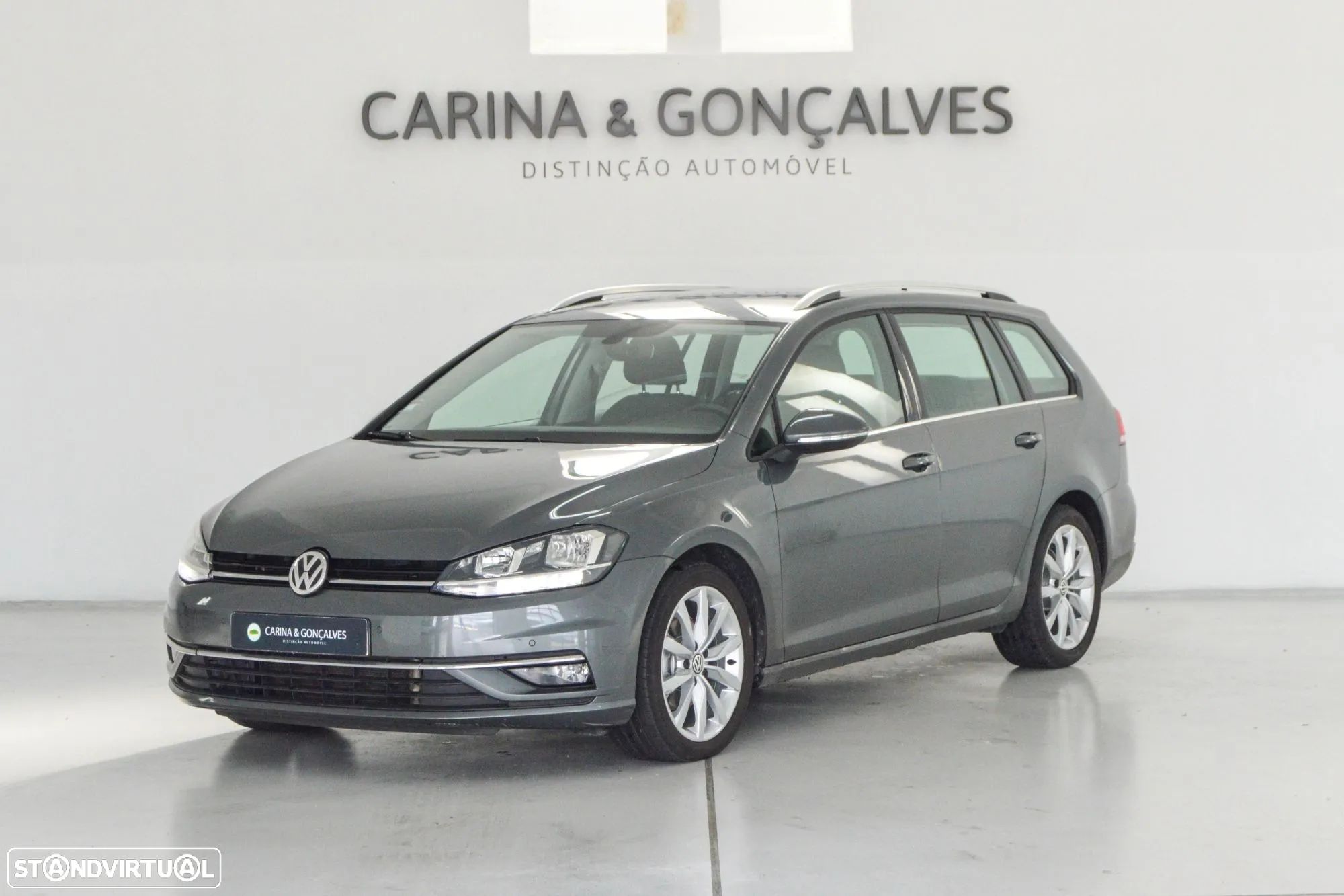 VW Golf Variant 2.0 TDi Highline DSG - 1