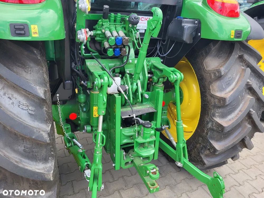 John Deere 5115M - 7