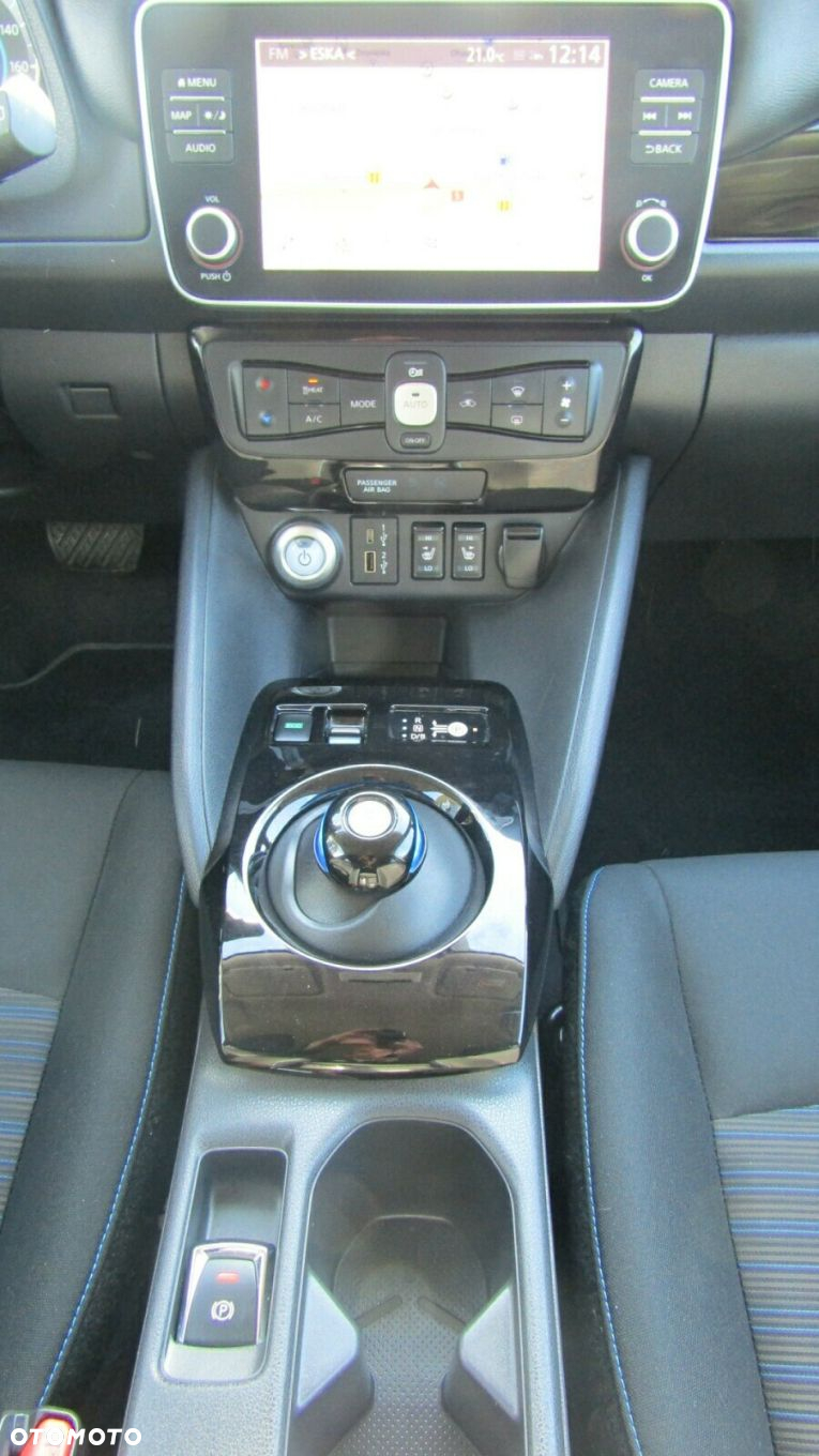 Nissan Leaf - 17