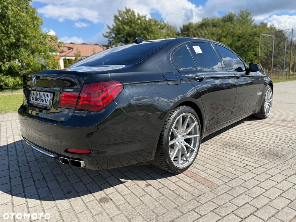 BMW Seria 7 760i - 7