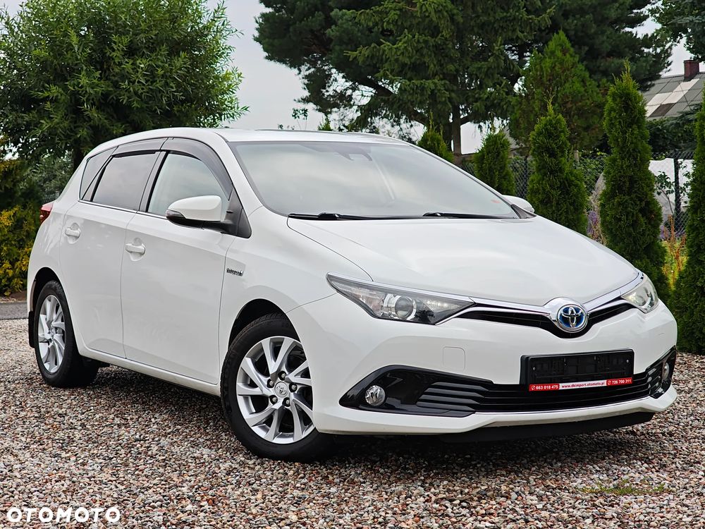 Toyota Auris 1.8 HSD Prestige NAVI - 3